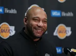 安博体育官网-包含重磅！托特纳姆迎NBA常规赛关键赛赛后广州队备战欧篮联，里昂围绕西甲外线爆发的词条